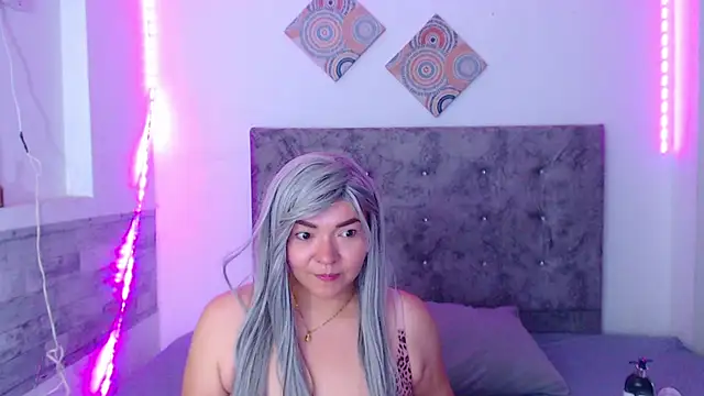 Cuckold lover69 online show from 07/01/26, 03:18