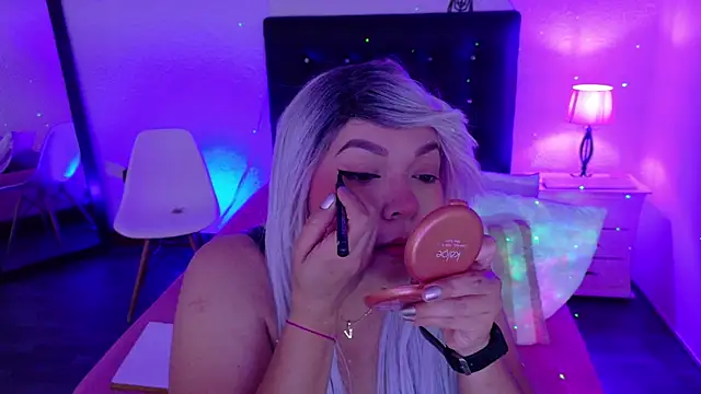 Snapshot of Cuckold_lover69 chatting on 02/15/25, 03:52 Cuckold lover69 online show from 02/15/25, 03:52