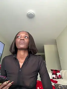 Fanclubbbbb online show from 12/18/25, 07:24