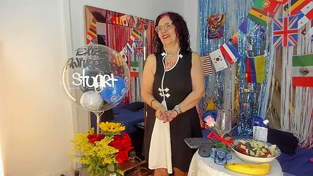 Snapshot of agatha_ross26 chatting on 06/26/26, 12:11 agatha ross26 online show from 06/26/26, 12:11