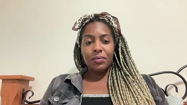 Snapshot of marisilva_br chatting on 09/28/25, 09:44 marisilva br online show from 09/28/25, 09:44