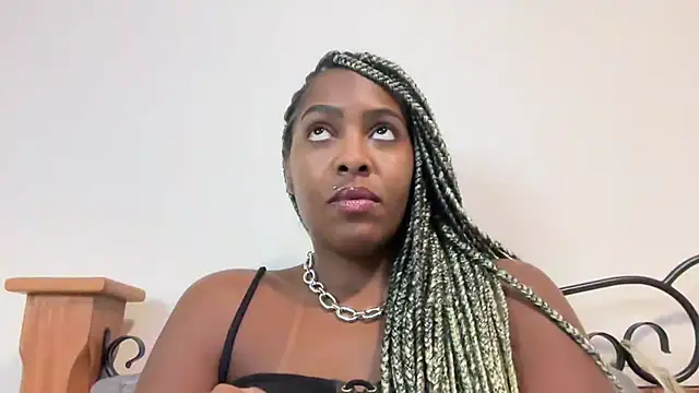 Snapshot of marisilva_br chatting on 10/19/25, 12:46 marisilva br online show from 10/19/25, 12:46