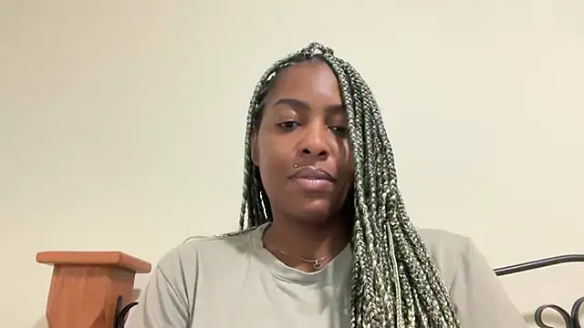 Snapshot of marisilva_br chatting on 10/16/25, 04:15 marisilva br online show from 10/16/25, 04:15