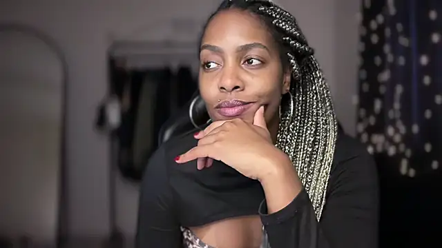 Snapshot of marisilva_br chatting on 11/28/25, 05:46 marisilva br online show from 11/28/25, 05:46