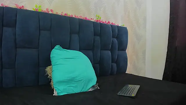 Ammy Connor1 online show from 02/16/26, 09:02