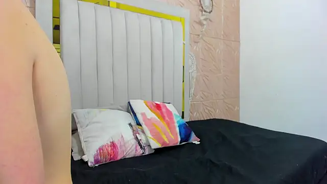 Ammy Connor1 online show from 11/15/25, 08:13