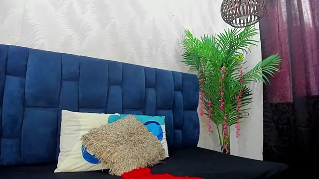 Ammy Connor1 online show from 11/29/25, 08:42