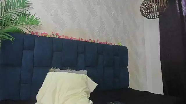 Ammy Connor1 online show from 04/01/26, 08:39