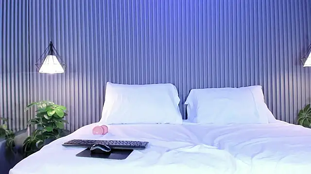 Snapshot of MaluDiaz chatting on 10/10/25, 05:14 MaluDiaz online show from 10/10/25, 05:14