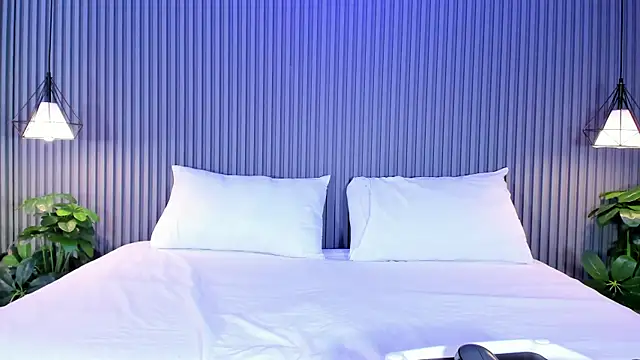 MaluDiaz online show from 12/22/25, 05:24