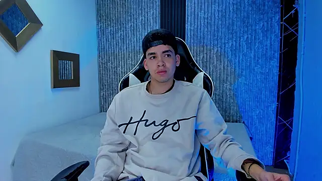 Mike 0233  online show from 12/03/25, 03:51