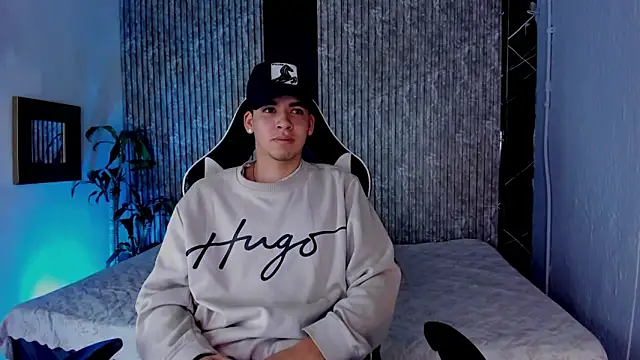 Mike 0233  online show from 09/12/25, 04:23