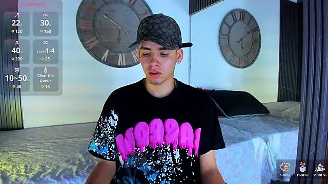 Mike 0233  online show from 03/04/25, 04:27