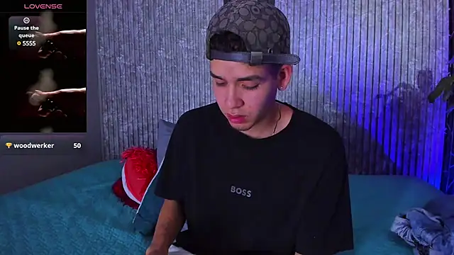 Mike 0233  online show from 03/09/25, 04:27