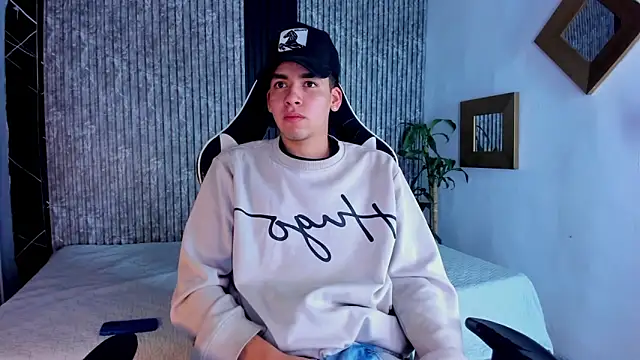 Mike 0233  online show from 09/10/25, 04:11