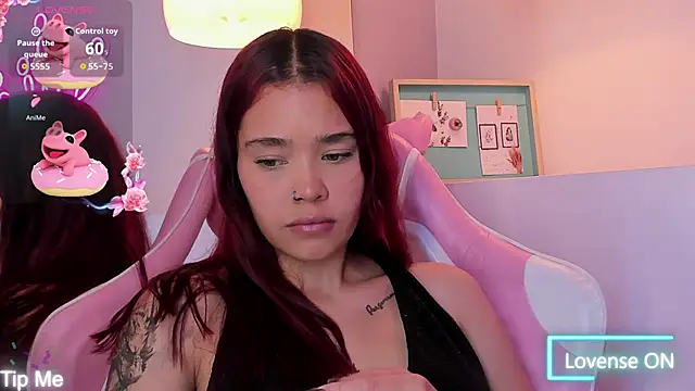 violeth hill online show from 11/30/25, 08:31