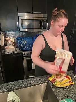 GingerSnap33 online show from 05/18/26, 10:14