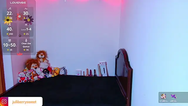 Snapshot of juli05star20 chatting on 11/08/25, 09:07 juli05star20 online show from 11/08/25, 09:07