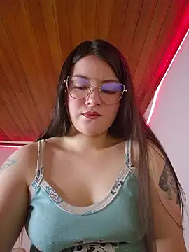 juli05star20 online show from 05/01/26, 11:21