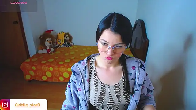 Snapshot of juli05star20 chatting on 03/07/25, 03:49 juli05star20 online show from 03/07/25, 03:49