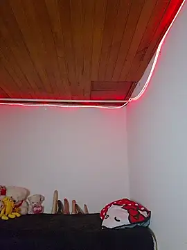 juli05star20 online show from 04/09/26, 02:24