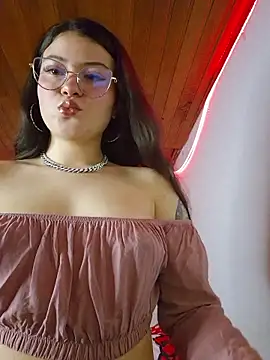 juli05star20 online show from 04/03/26, 03:24