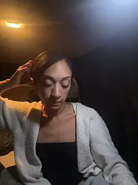 starrynikki online show from 02/01/25, 04:46