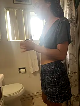 starrynikki online show from 10/31/25, 07:43