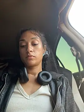 starrynikki online show from 02/06/25, 12:54