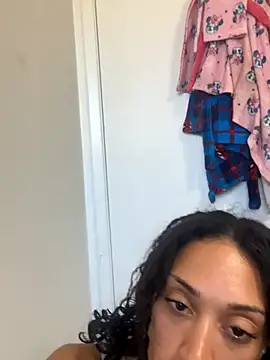 starrynikki online show from 11/01/25, 10:03