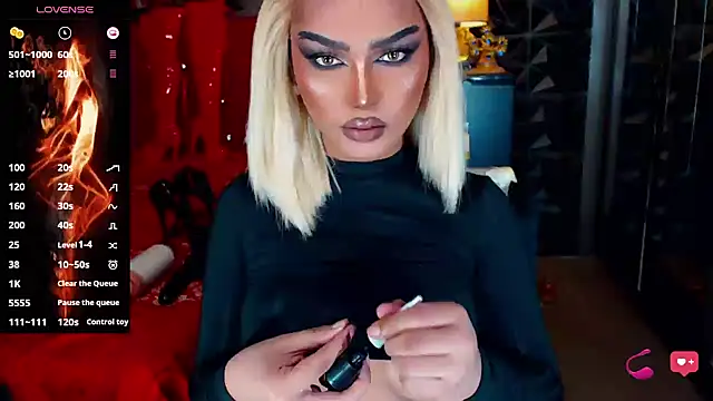 Snapshot of NatalyaFox chatting on 10/25/25, 08:02 NatalyaFox online show from 10/25/25, 08:02