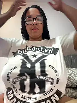 XMara online show from 12/15/25, 05:41