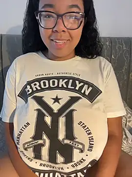 XMara online show from 03/29/26, 08:43