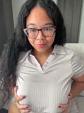 XMara online show from 02/04/26, 04:02