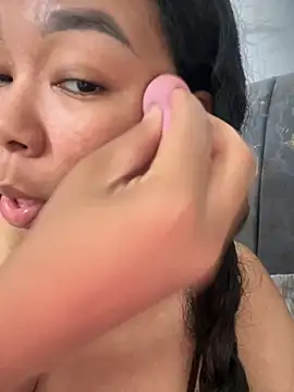 XMara online show from 10/31/25, 05:20