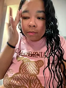 XMara online show from 12/18/25, 04:33