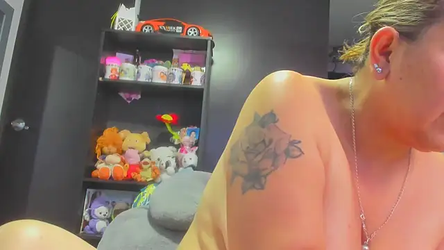 katty squirt08 online show from 10/15/25, 01:08