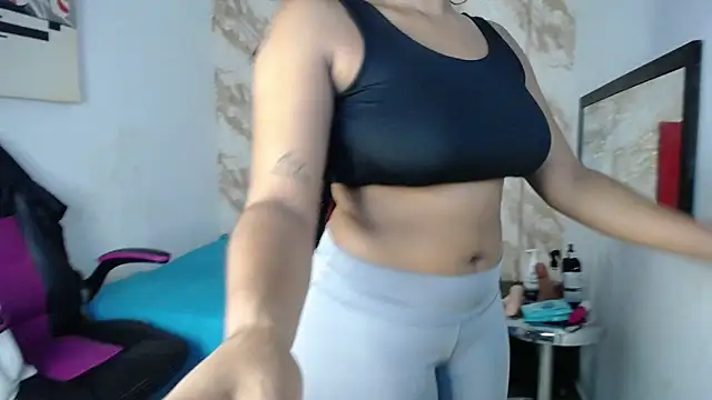 issa  love online show from 12/05/25, 12:37