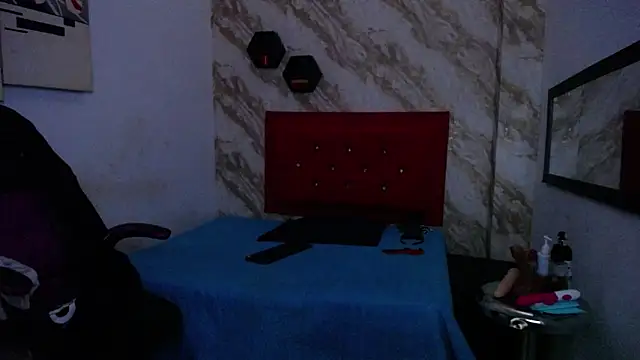 issa  love online show from 01/09/26, 12:56