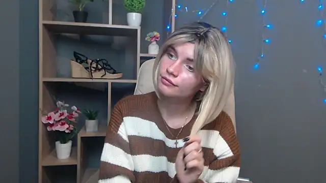 MargaritaKiss online show from 12/02/25, 08:10