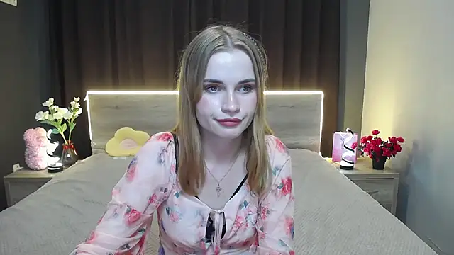 MargaritaKiss online show from 11/24/25, 07:47