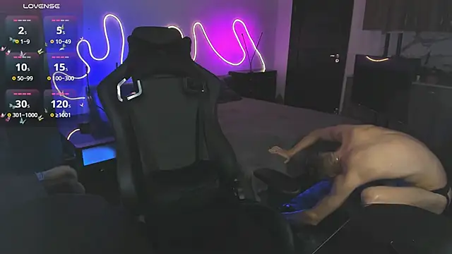 Brad Maloney online show from 11/11/25, 07:41