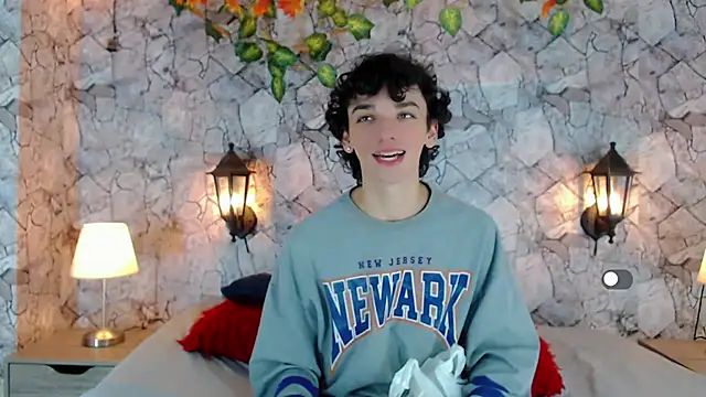 Snapshot of SexyJuliii21 chatting on 02/04/25, 08:56 SexyJuliii21 online show from 02/04/25, 08:56