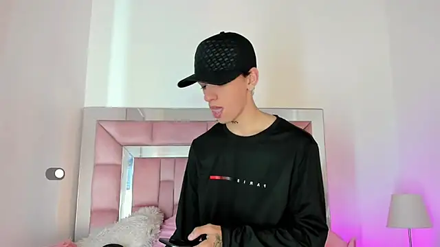 Snapshot of SexyJuliii21 chatting on 09/26/25, 08:16 SexyJuliii21 online show from 09/26/25, 08:16