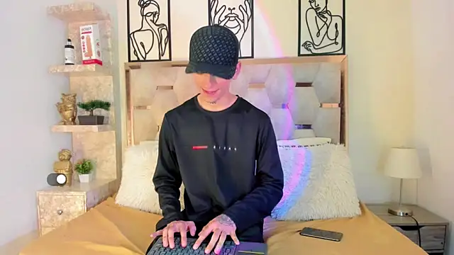 Snapshot of SexyJuliii21 chatting on 09/25/25, 08:26 SexyJuliii21 online show from 09/25/25, 08:26