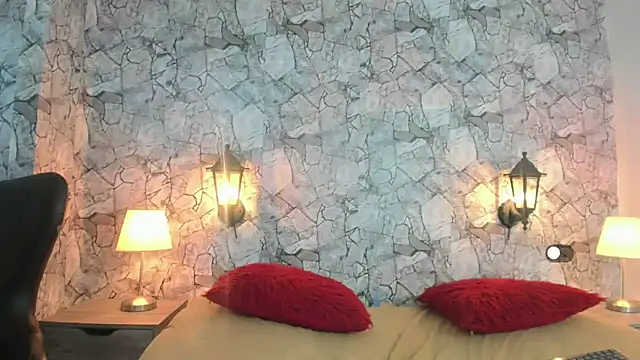 Snapshot of SexyJuliii21 chatting on 03/13/25, 05:33 SexyJuliii21 online show from 03/13/25, 05:33