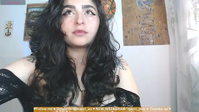 Snapshot of Marci_owo chatting on 07/11/26, 02:17 Marci owo online show from 07/11/26, 02:17