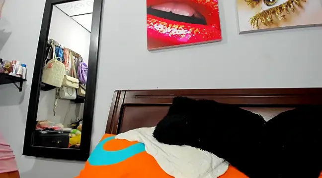 aleziiacam online show from 12/15/24, 03:34