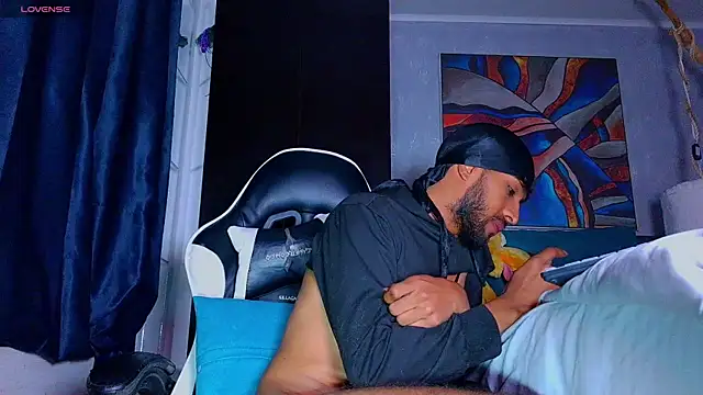 the dog lian online show from 06/17/26, 03:00