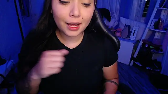 Snapshot of heetsah chatting on 09/14/25, 11:16 heetsah online show from 09/14/25, 11:16